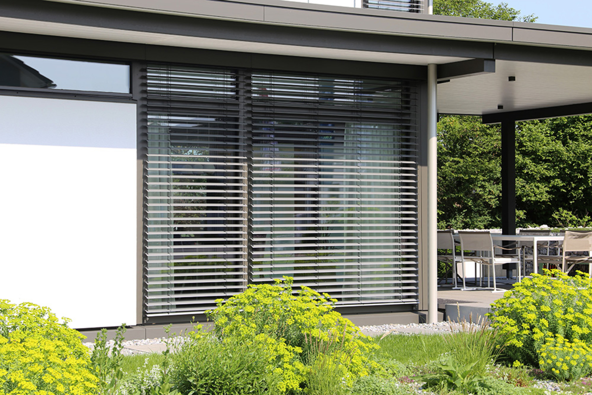 Rollladen&shy;steuerung bei EKT Elektro und Kommunikationstechnik Heß GmbH in Borna