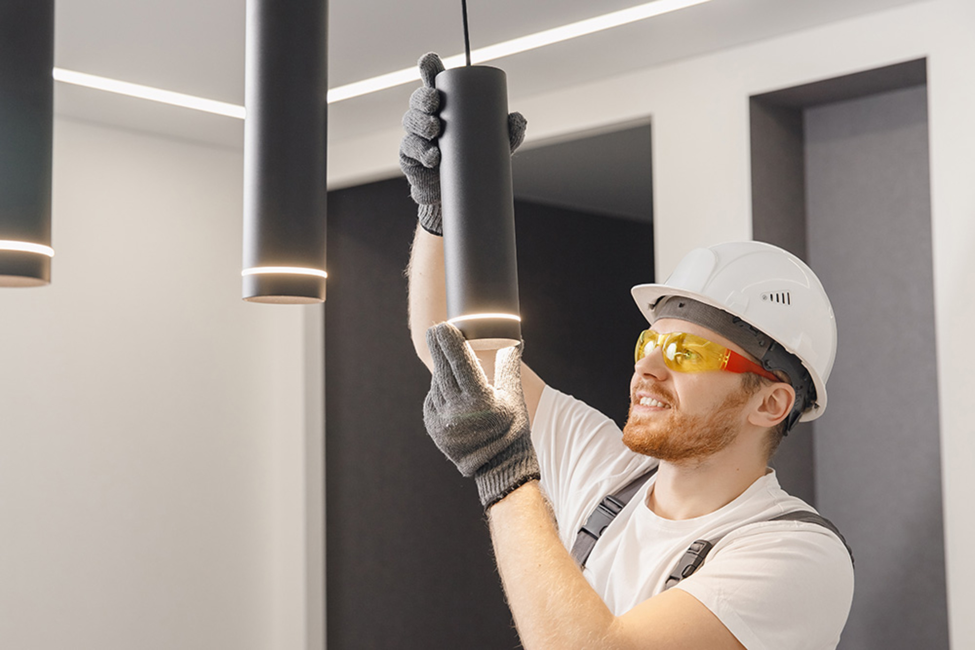 Innen&shy;beleuchtung bei EKT Elektro und Kommunikationstechnik Heß GmbH in Borna