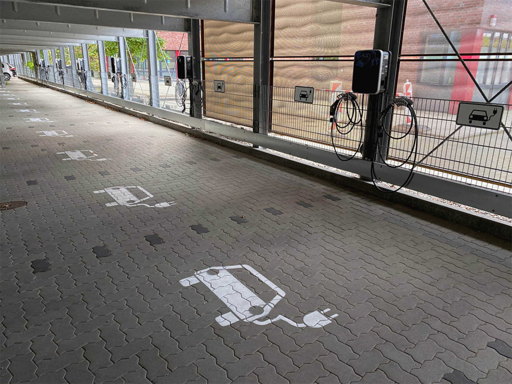 Last&shy;management bei EKT Elektro und Kommunikationstechnik Heß GmbH in Borna
