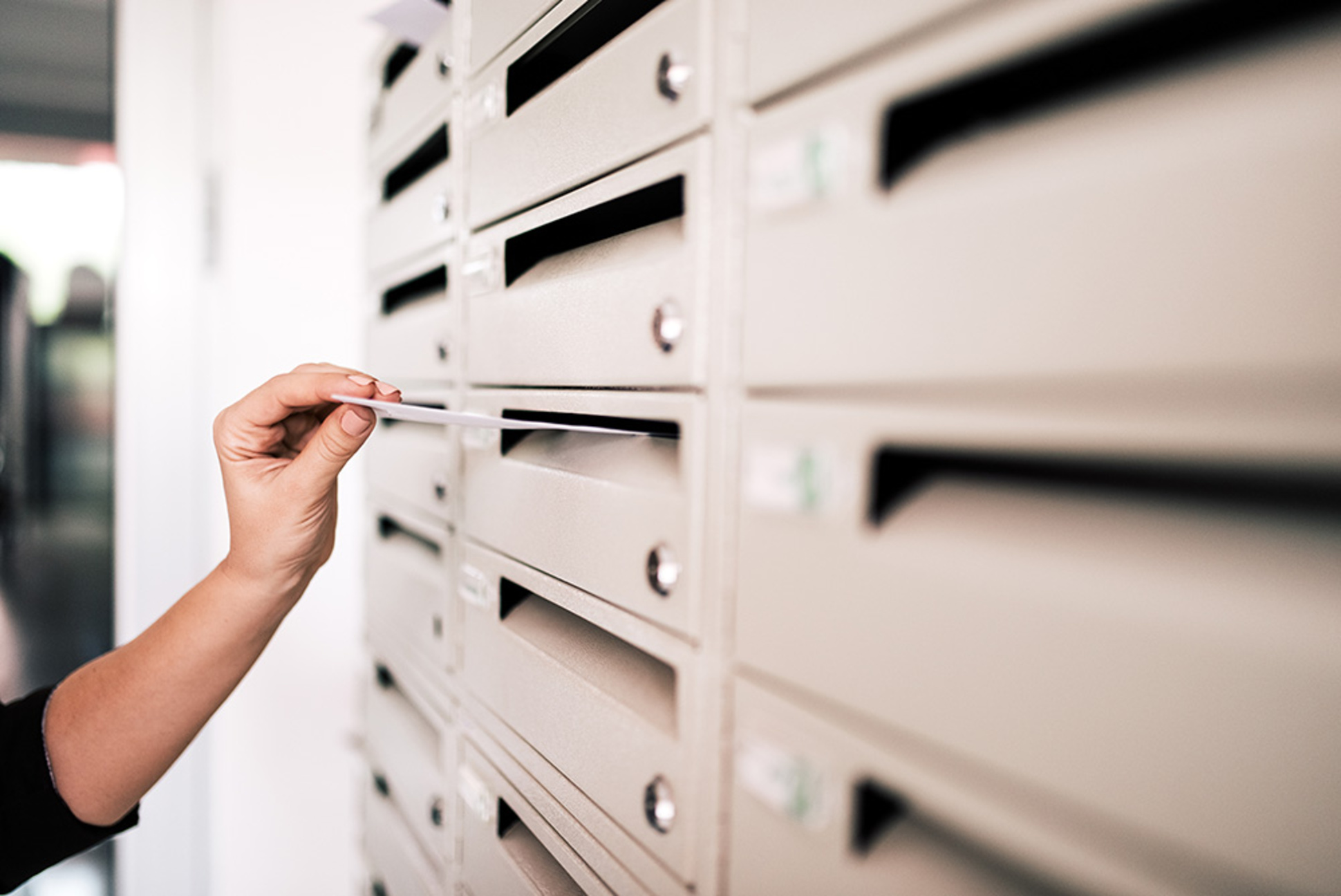 Briefkasten&shy;systeme bei EKT Elektro und Kommunikationstechnik Heß GmbH in Borna