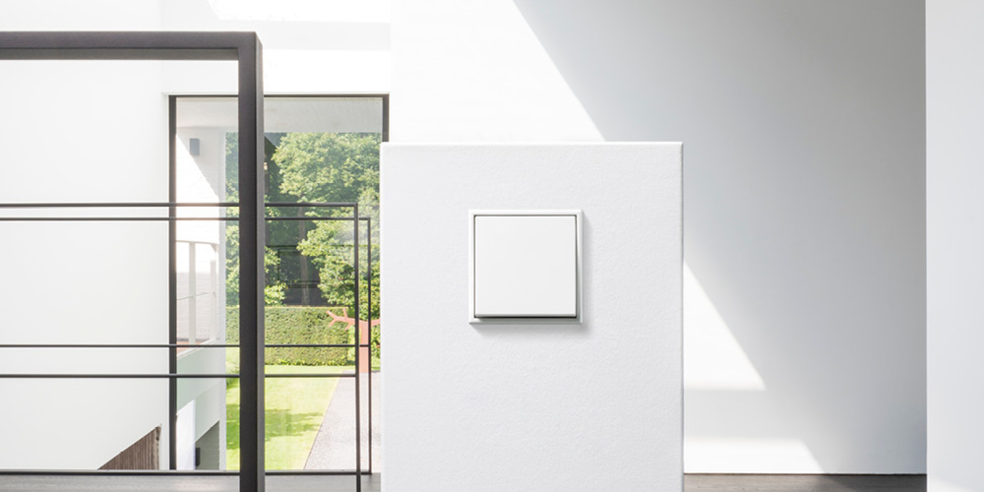 JUNG Schalterprogramme bei EKT Elektro und Kommunikationstechnik Heß GmbH in Borna